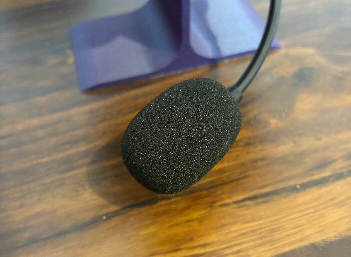 Razer Blackshark V3 Pro Review2 Razer Blackshark V3 Pro Review - Un set de cască premium construit pentru jocuri imersive