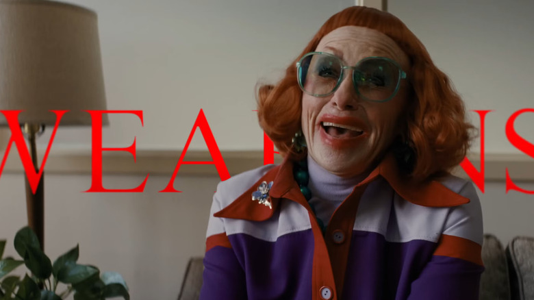 Gladys are un râs în arme