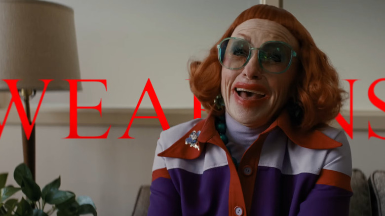 Gladys are o chicotire abundentă în arme