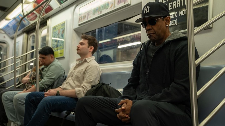 Denzel Washington călărește metroul ca David King în cele mai înalte 2 cele mai mici