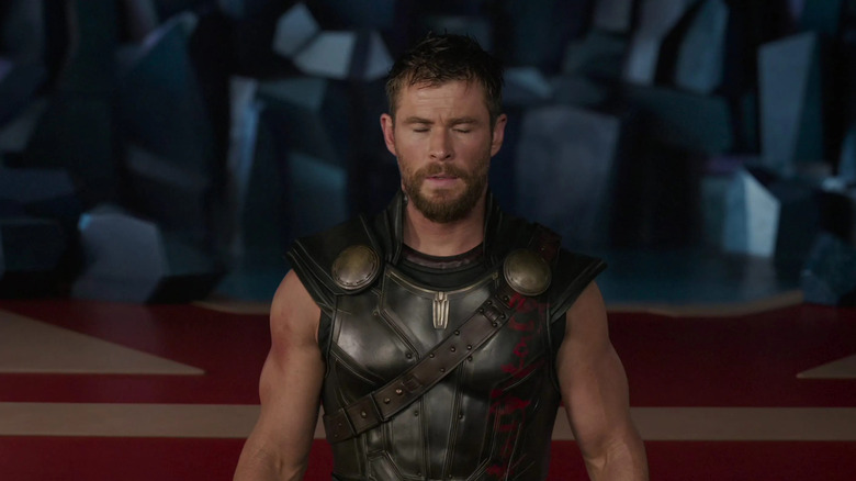 Thor cu ochii închiși în Thor: Ragnarok
