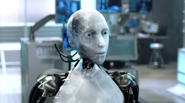 Sonny robotul arătând trist într -un laborator de robotică din I, robot