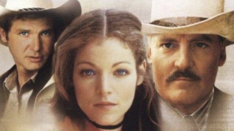 Harrison Ford ca Mark Blackwood, Sarah Miles ca Jennifer Blackwood și Stacy Keach în timp ce Matt Blackwood împodobesc posterul pentru Dynasty