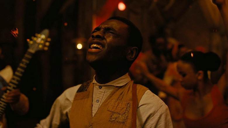 Sammie cântându -și inima în păcătoși