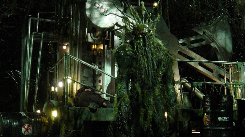 Omul om într-un laborator spus-ip în omul omului