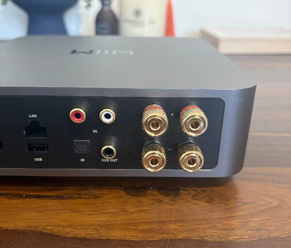 WIIM AMP PRO Review1 WIIM AMP Review: Smart Hi-Fi Performance într-un cadru minimalist