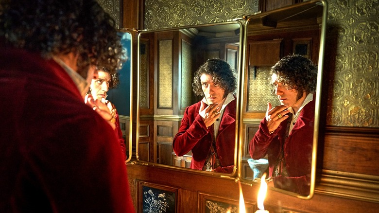 Frankenstein, Victor Frankenstein privindu-se într-o oglindă în trei părți