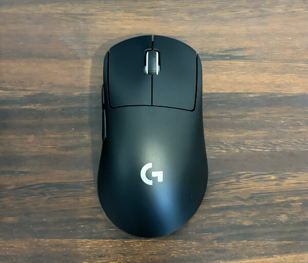 Logitech Pro Superlight Dex Review6 Logitech G Pro x Superlight 2 Dex Review - Precision se întâlnește cu confort