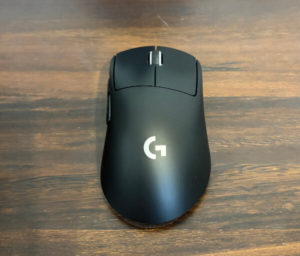 Logitech Pro Superlight Dex Review5 Logitech G Pro x Superlight 2 Dex Review - Precision se întâlnește cu confort