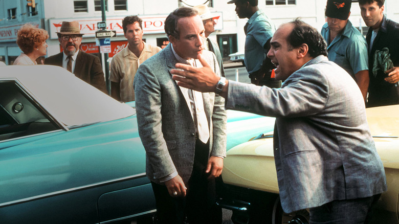 Richard Dreyfuss și Danny DeVito se certau după un bender de protecție la bărbați din staniu