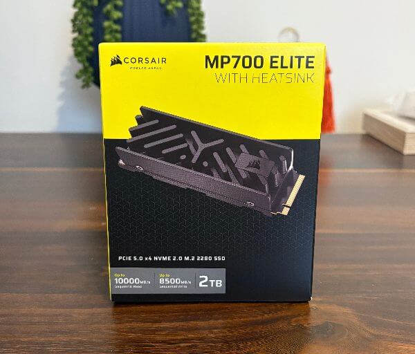 Corsair MP700 Elite Review4 Corsair MP700 Elite Heatsink SSD Review-Fast, Cool și Dram-Less