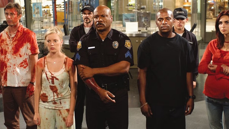 Supraviețuitorii în 2004 din zorii morților acoperiți de sânge