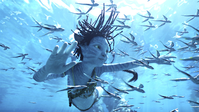 Avatar: Calea apei, Tuktirey înotând cu pești