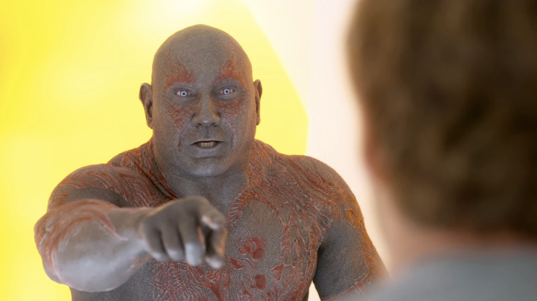 Drax arată spre Star-Lord