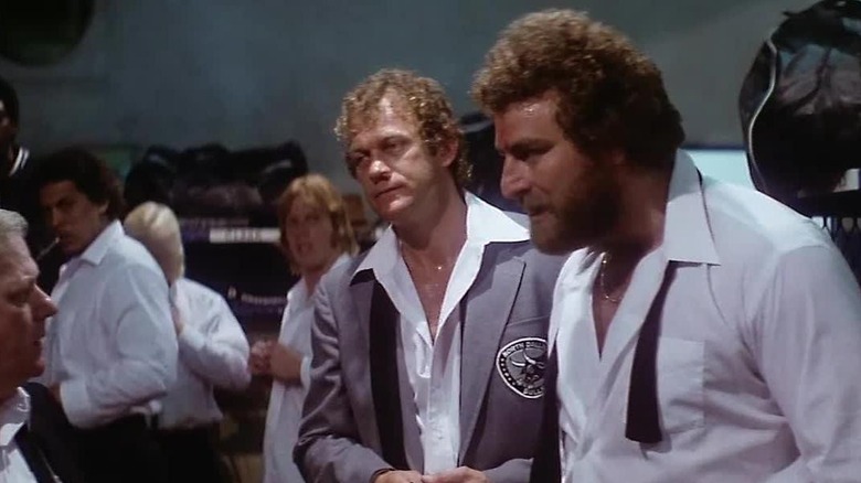 OW Shaddock al lui John Matuszak este pe cale să se enerveze foarte tare în North Dallas Forty