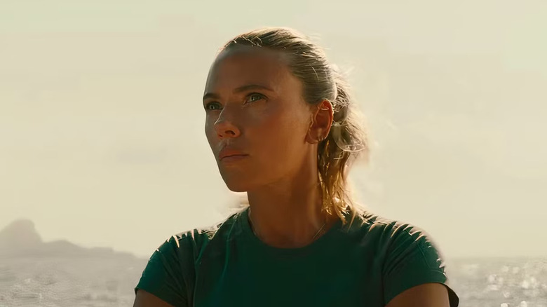 Zora cercetează insula în Jurassic World Rebirth