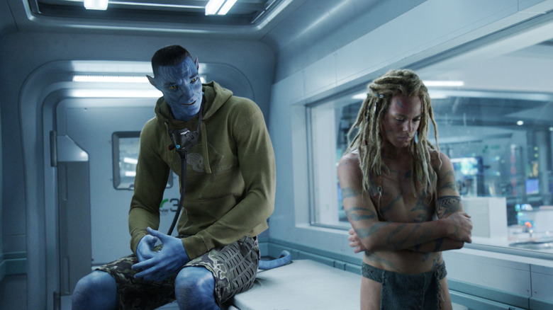 Quaritch încearcă să se lege cu Spider în Avatar: Fire and Ash