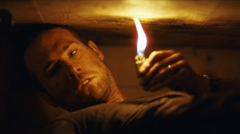 Paul Conroy prins într-un sicriu în Buried