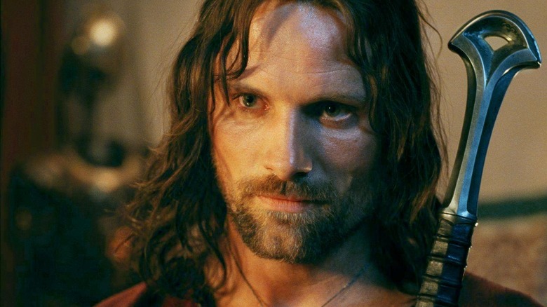 Aragorn și mânerul sabiei sale în Stăpânul inelelor: Întoarcerea regelui