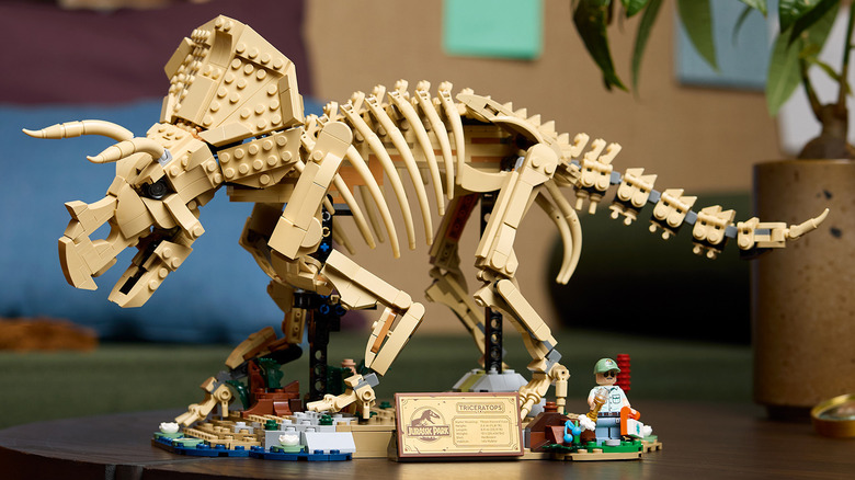 Jurassic World LEGO Dinozaur Fosil Triceratops