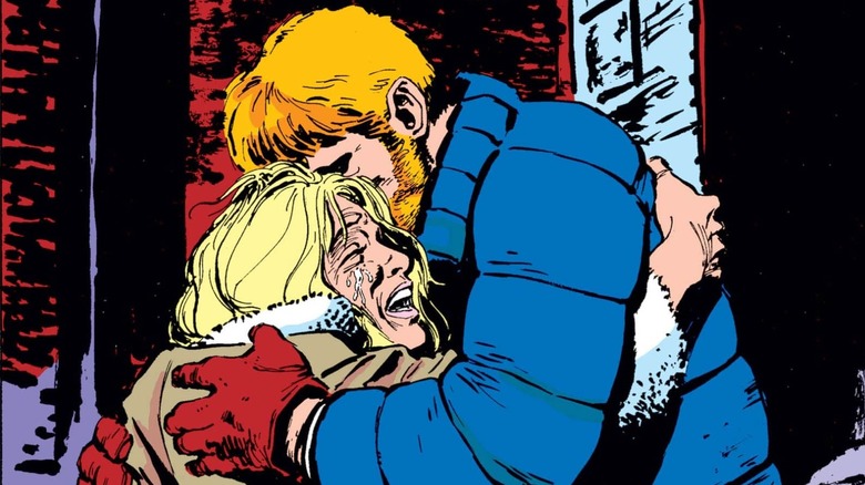 Daredevil: Born Again - Karen Page plângând și îmbrățișând-o pe Matt Murdock