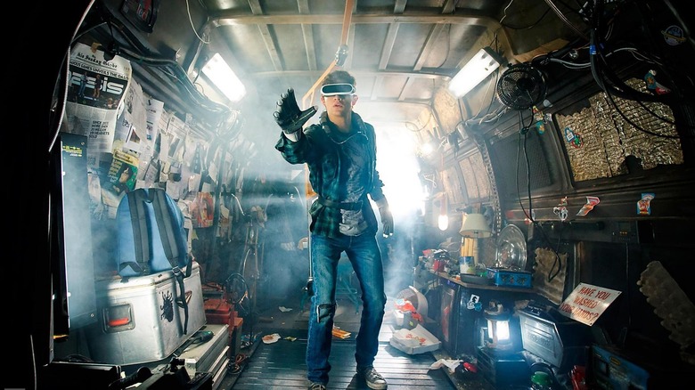 Tye Sheridan în rolul lui Wade Watts în echipa sa OASIS în Ready Player One