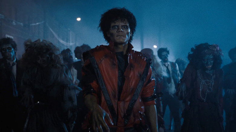 Jaafar Jackson ca Michael Jackson dansând în videoclipul Thriller din Michael (2026)