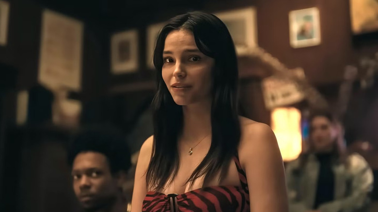 Nikki (Inde Navarrette) arată înfiorător la o petrecere în Obsession (2026)