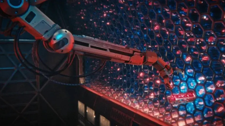 Un braț robot care are grijă de o bancă de cristale de dilitiu în Star Trek: Discovery