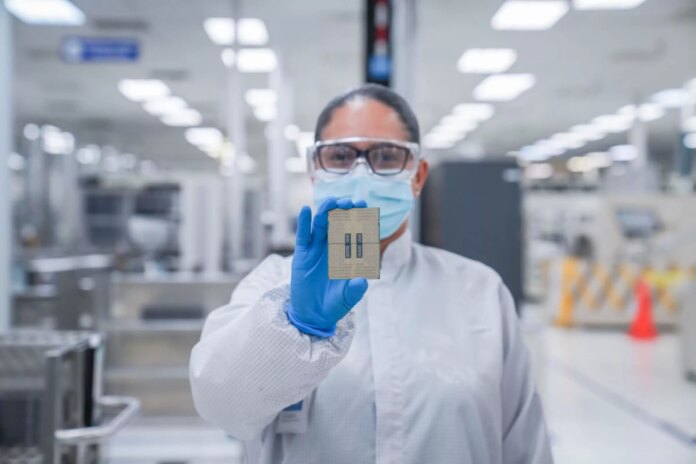 Acțiunile Intel cresc după ce raportul susține că Google a Intel stock jumps after report claims Google ordered 3 million AI chips