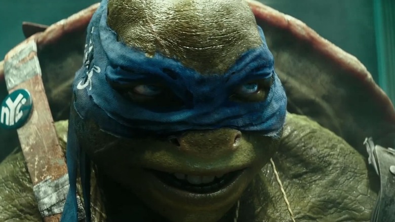 Un prim plan al chipului lui Leonardo din Teenage Mutant Ninja Turtles (2014)
