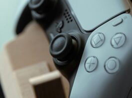 Sony patents PlayStation controller buttons that get harder, softer, and grab your fingers