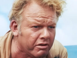 Frank Sinatra și starul lui Gilligan Island, Alan Hale Jr., s-au încrucișat în acest film din anii '50


