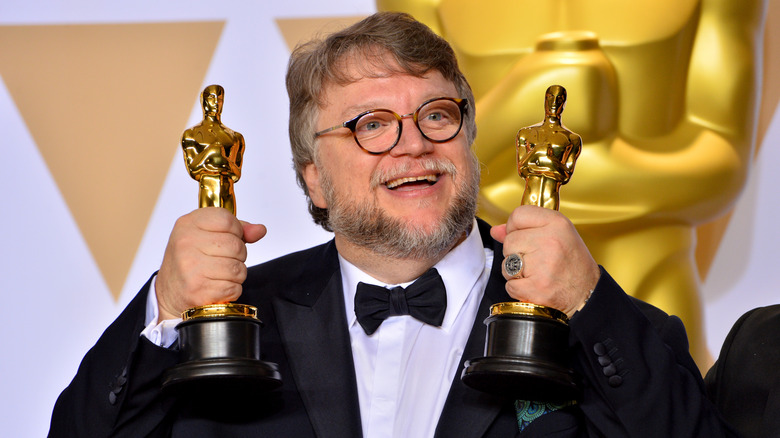 Guillermo del Toro deține două premii Oscar