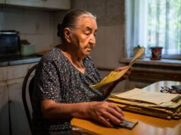Milioane de români au primit acțiuni în anii 90 și mulți nu știu nici acum că le mai dețin