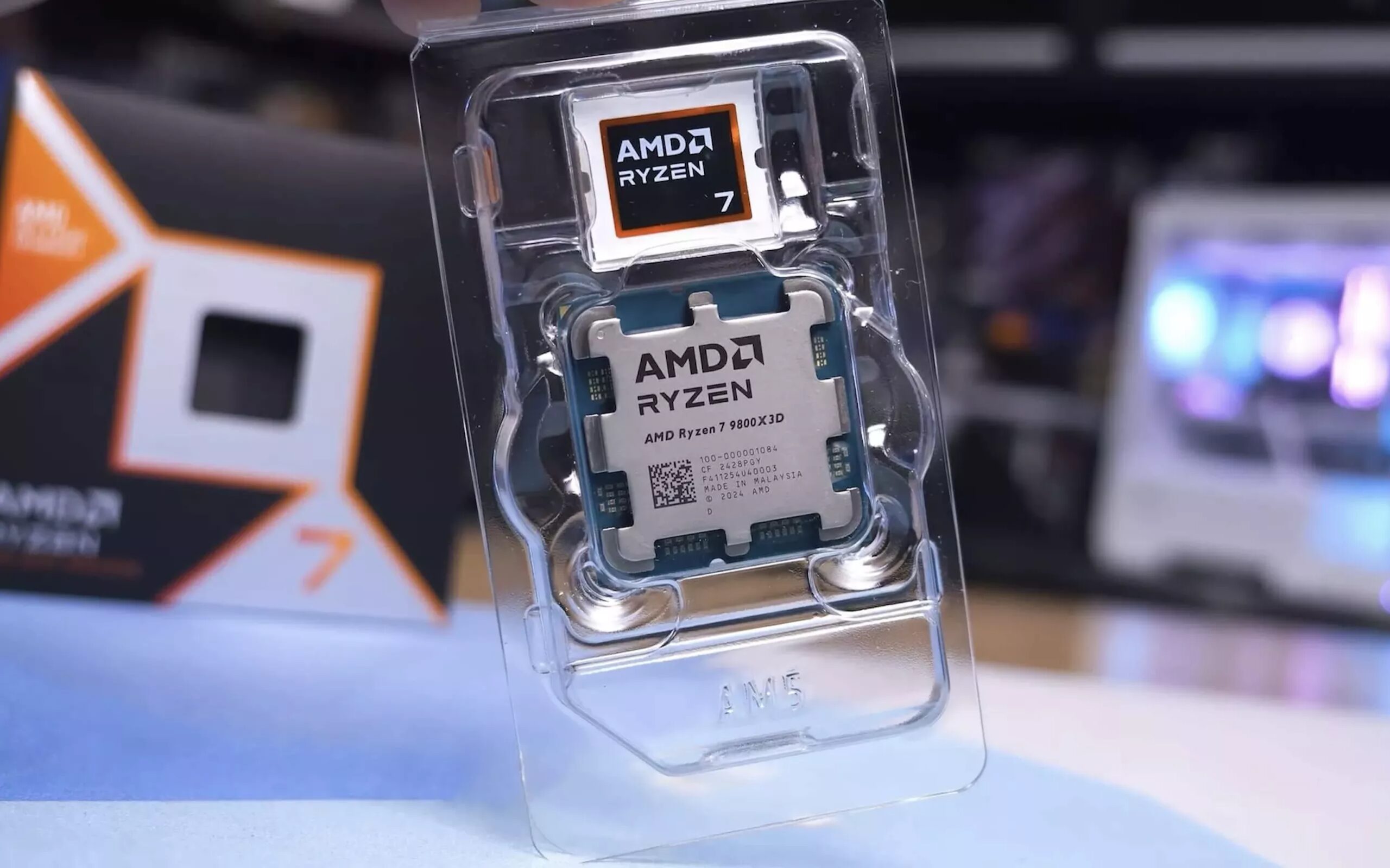AMD livrează acum mai mult de 30% din procesoarele PC x86, deoarece liderul Intel deținut de multă vreme continuă să se micșoreze