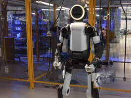 Hyundai wants to sell humanoid and robot dogs through its car dealerships
