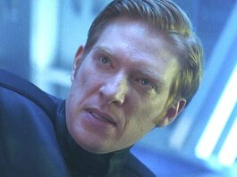 Cum se simte cu adevărat actorul Hux din Star Wars despre moartea sa în Ascensiunea lui Skywalker (exclusiv)


