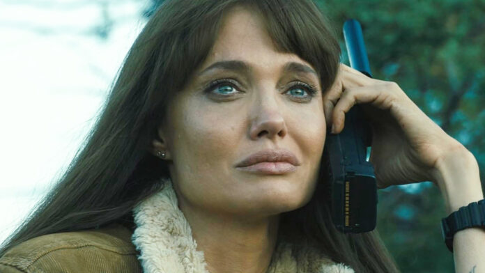 Filmul de 100 de minute Taylor Sheridan al Angelinei Jolie Filmul de 100 de minute Taylor Sheridan al Angelinei Jolie este unul dintre cele mai mari hituri de streaming ale Netflix
