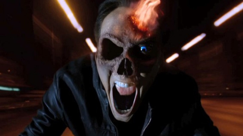 Johnny Blaze se transformă în Ghost Rider în Ghost Rider: Spirit of Vengeance